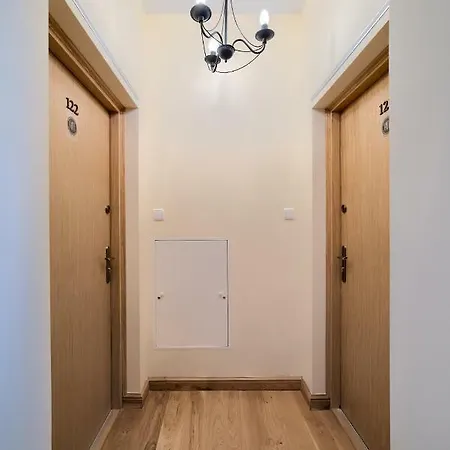 Hm Premium Nr.102- Przy Starym Rynku * Poznań